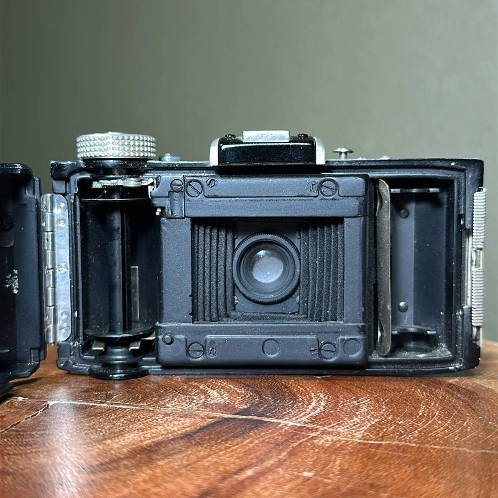 KODAK Bantam 4.5 - Walter Teague Design